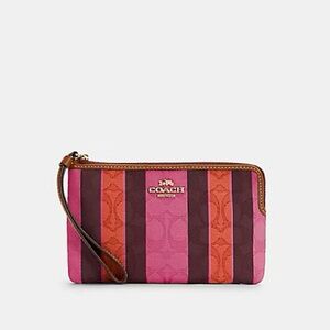 Coach LARGE CORNER ZIP WRISTLET IN SIGNATURE JACQUARD WITH STRIPES